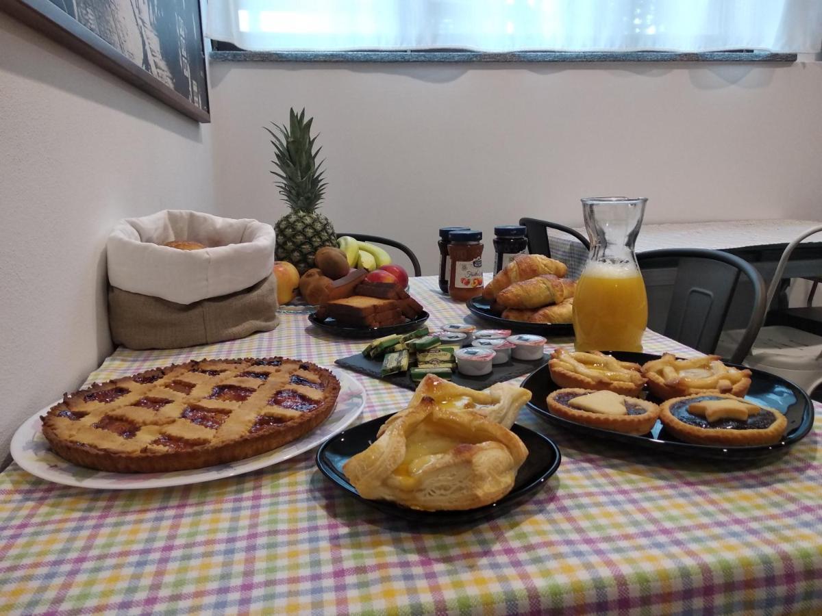 Bed & Breakfast Indi Thelar Villa Guardia Zewnętrze zdjęcie