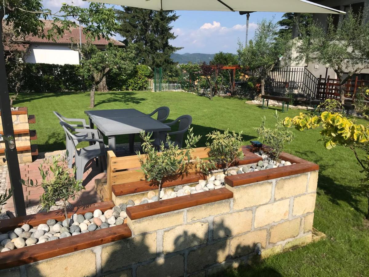 Bed & Breakfast Indi Thelar Villa Guardia Zewnętrze zdjęcie